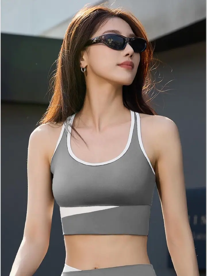 Colourblock bra — custom activewear made by Eliian